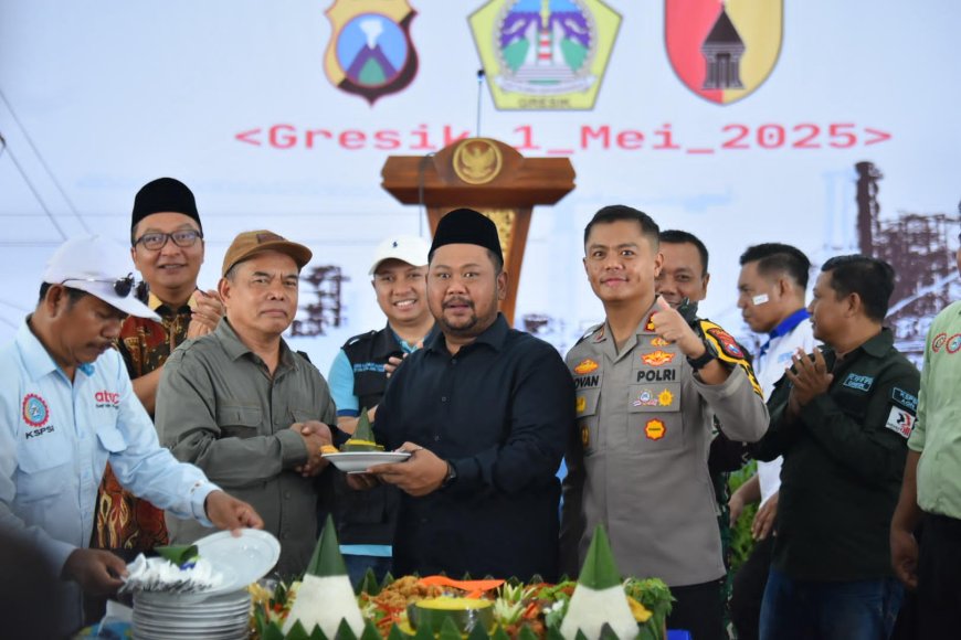 May Day 2025 di Gresik Berlangsung Kondusif, Kapolres dan Bupati Apresiasi