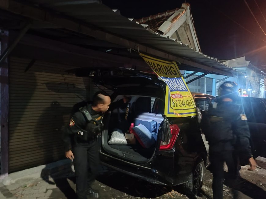 Respon Cepat Aduan Warga, Polres Gresik Gerebek Warkop Jual Miras di Ngipik