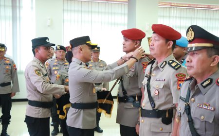 Polres Gresik Gelar Sertijab Kasat Resnarkoba dan Kasat Tahti Polres Gresik
