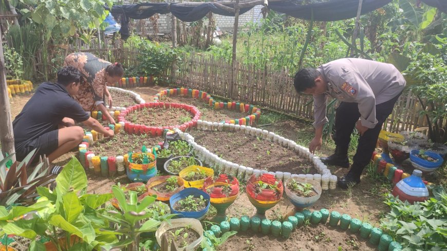 Polsek Bungah Dampingi Petani Wujudkan Ketahanan Pangan di Desa Kisik