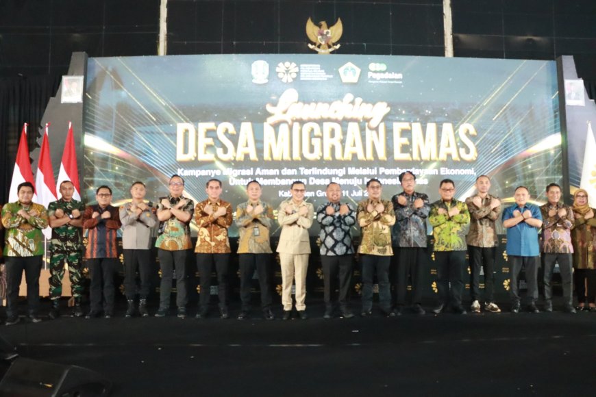 Kapolres Gresik Bersama Forkopimda Hadiri Launching "Desa Migran Emas" oleh Menteri P2MI Abdul Kadir Karding
