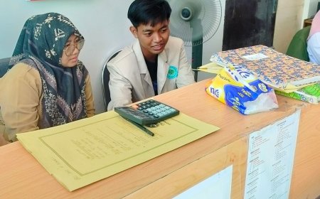 Mahasiswa KKN di Gresik Ciptakan Layanan Desa Berbasis Digital