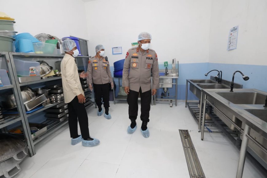 Kapolda Jatim Resmikan SPPG Yayasan Kemala Bhayangkari Gresik, Harapan Baru Ribuan Anak dan Ibu Hamil