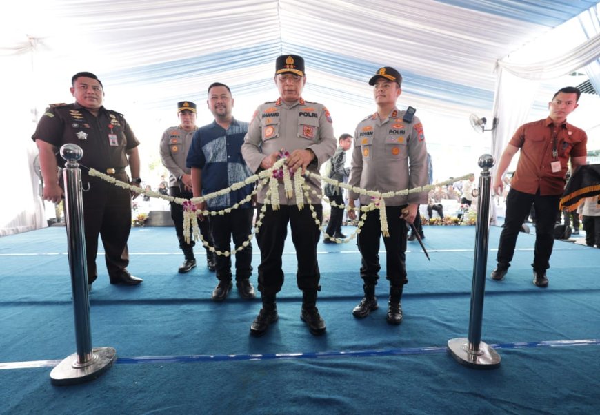 Kapolda Jatim Resmikan SPPG Yayasan Kemala Bhayangkari Gresik, Harapan Baru Ribuan Anak dan Ibu Hamil