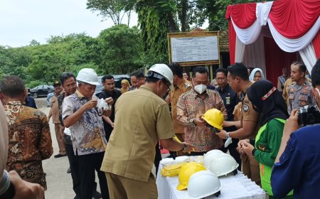 Bupati Gresik Resmikan Landfill Mining TPA Ngipik, Kolaborasi dengan PT. SI, Dorong Pengelolaan Sampah Lebih Baik