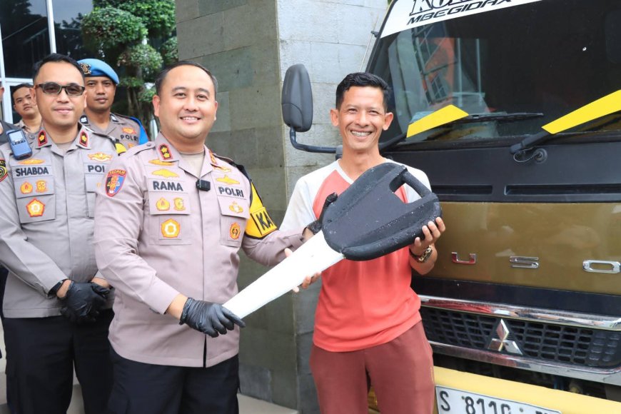 Truk dan Motor yang Sempat Dicuri Kini Kembali, Polres Gresik Ringkus Pelaku Curat dan Tipu Gelap