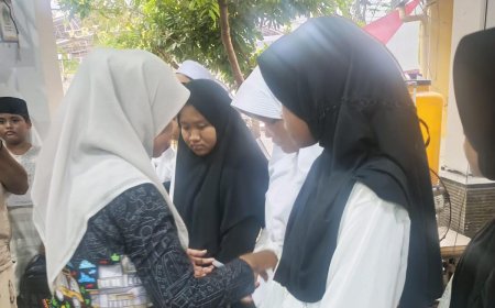 Buka Puasa Bersama, Kompak CFD Gresik Santuni Anak Yatim Piatu