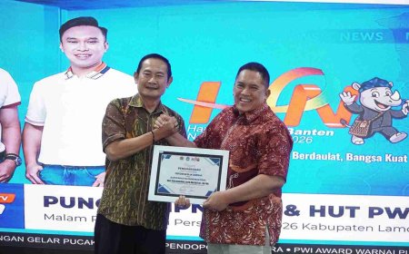 HPN PWI Lamongan, Unisla Dinobatkan Sebagai Kampus Inovatif Komunikasi Publik