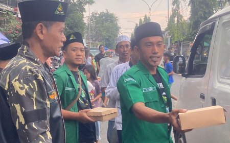 PAC GP Ansor Ranting Tlogopojok Bersama Oi Raya Gresik Gelar Buka Bersama, Pererat Silaturahmi dan Soliditas Kader