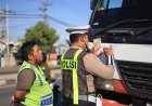 Polres Gresik Tindak Tegas Truk Nakal Langgar Jam Operasional di Pantura, Pelanggar Diputar Balik dan Diberikan Sanksi