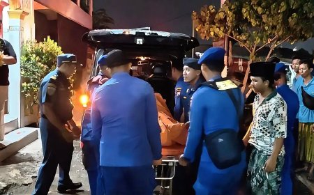 Satpolairud Polres Gresik Lakukan Pencarian 2 ABK Hilang Perahu Tenggelam