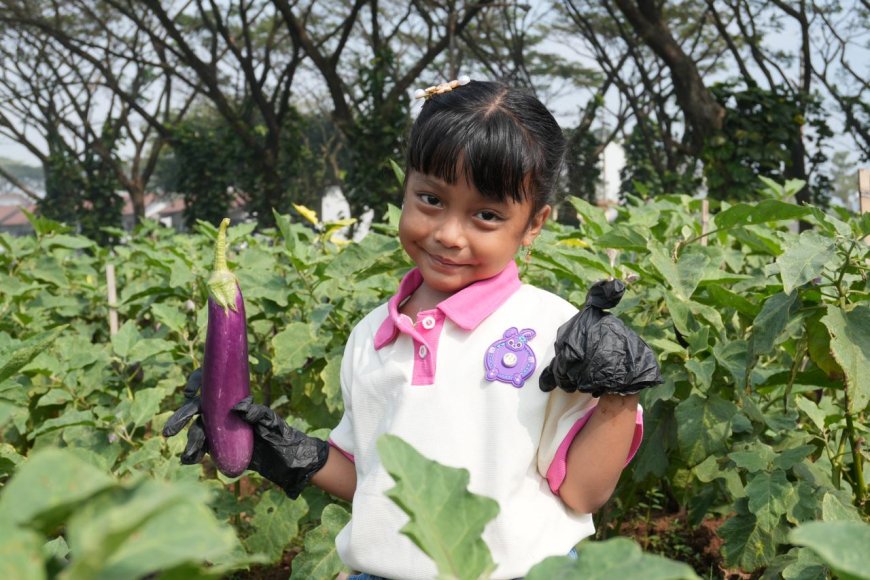 Kembali Ke Kebun, Liburan Edukatif yang Mengajak Anak Mengenal Asal Makanan di BeSS Resort & Waterpark Malang