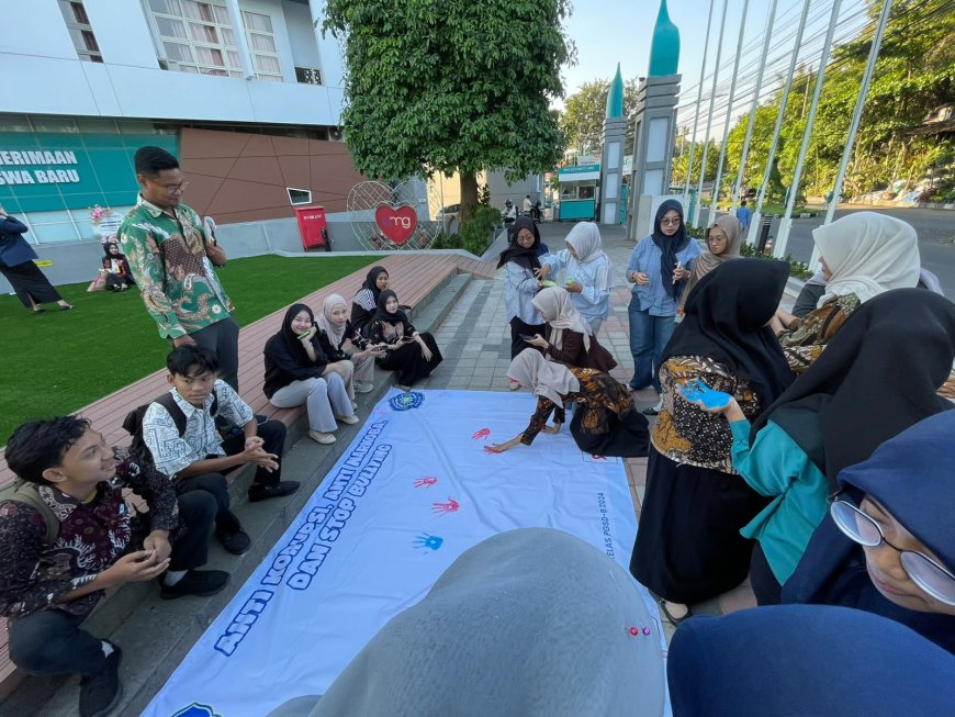 Peringati HAN, Mahasiswa UMG Bubuhkan Cap Tangan sebagai Simbol Tolak Narkoba