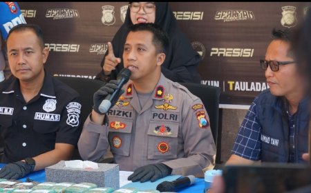 Warga Lapor Lewat 110, Satresnarkoba Polres Gresik Temukan 10,8 Kg Ganja dalam Vespa di Gudang Ekspedisi