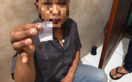 Berawal dari Lapor Cak Rama, Satresnarkoba Polres Gresik Ungkap Peredaran Sabu 19 Paket di Kebomas