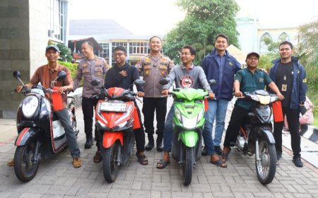 Kapolres Gresik Kembalikan Motor Milik Korban Curian, Dua Pelaku Diberi Tindakan Tegas Terukur
