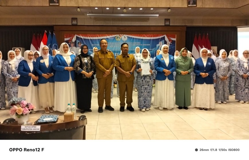 Dilantik Bupati Gresik, Ketua IWAPI Kabupaten Gresik Didorong Ciptakan Ekosistem Usaha dan Penggerak Ekonomi