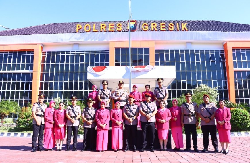 Kapolres Gresik Pimpin Sertijab PJU dan Kapolsek, 14 Personel Bergeser
