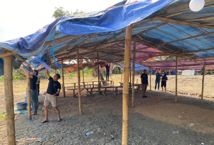 Polres Gresik Gerak Cepat Cek Aduan Dugaan Arena Sabung Ayam di Menganti, Fasilitas Langsung Dimusnahkan