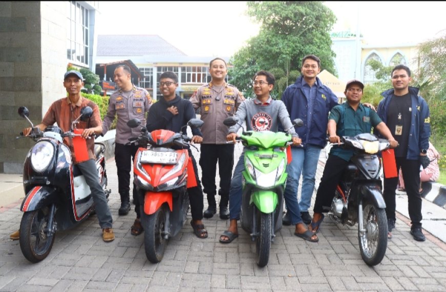 Kapolres Gresik Kembalikan Motor Milik Korban Curian, Dua Pelaku Diberi Tindakan Tegas Terukur