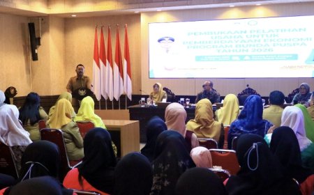 Bupati Gresik Buka Pelatihan Usaha Bunda Puspa, Dorong Perempuan Gresik Semakin Berdaya dan Mandiri